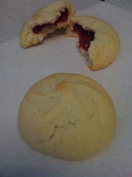 Mad Hatter Deli - Raspberry Pillow Cookies